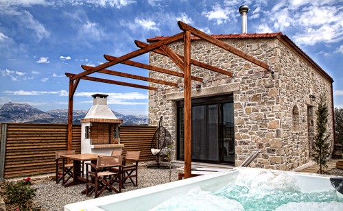 Καμηλάρι, Ο.L.I.V.E luxury villas, Βίλα OMICRON